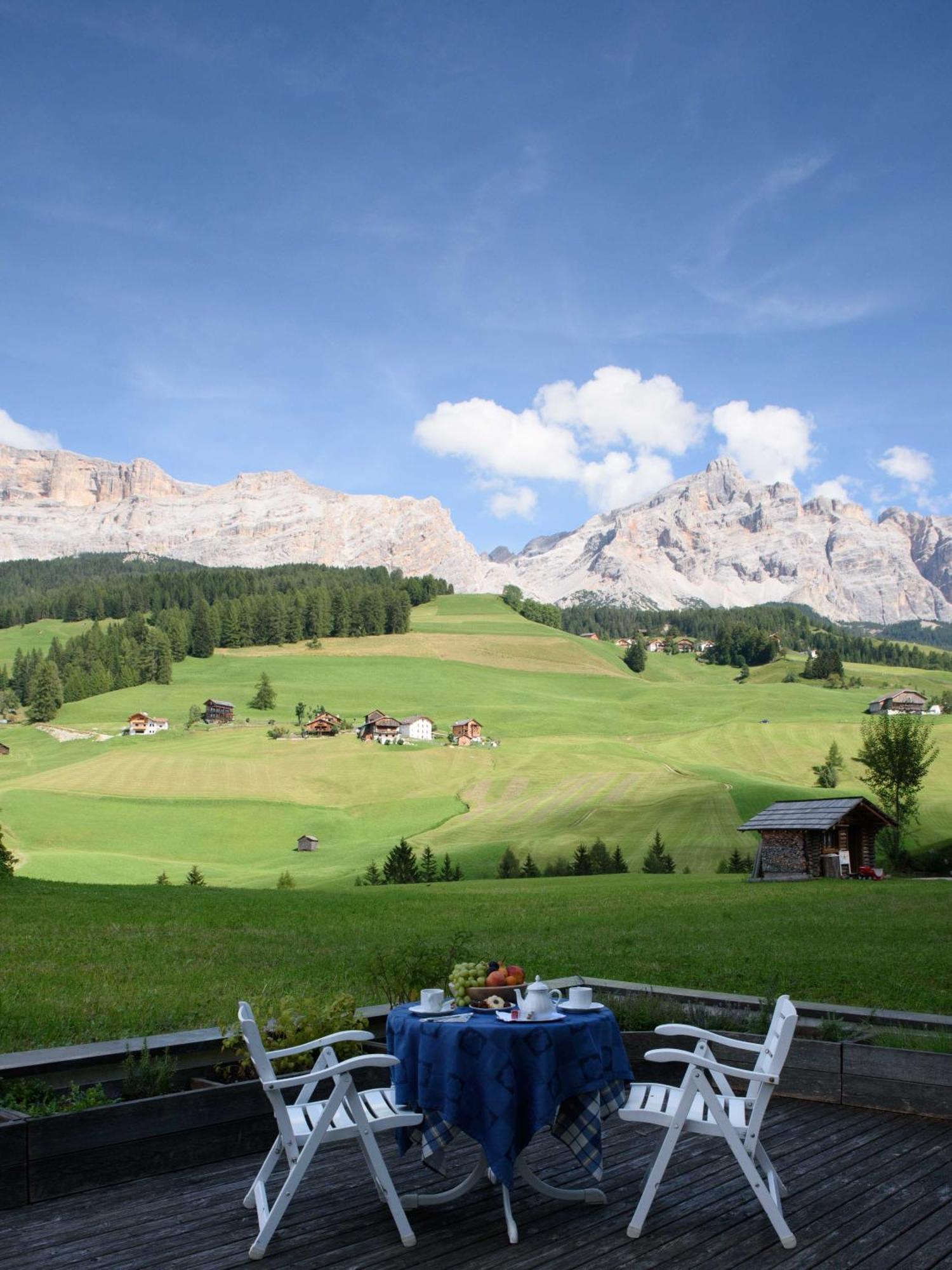 Hotel La Villa La Villa  Buitenkant foto