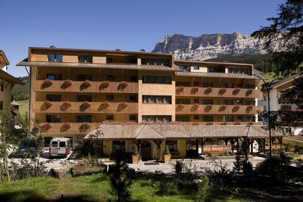 Hotel La Villa La Villa  Buitenkant foto